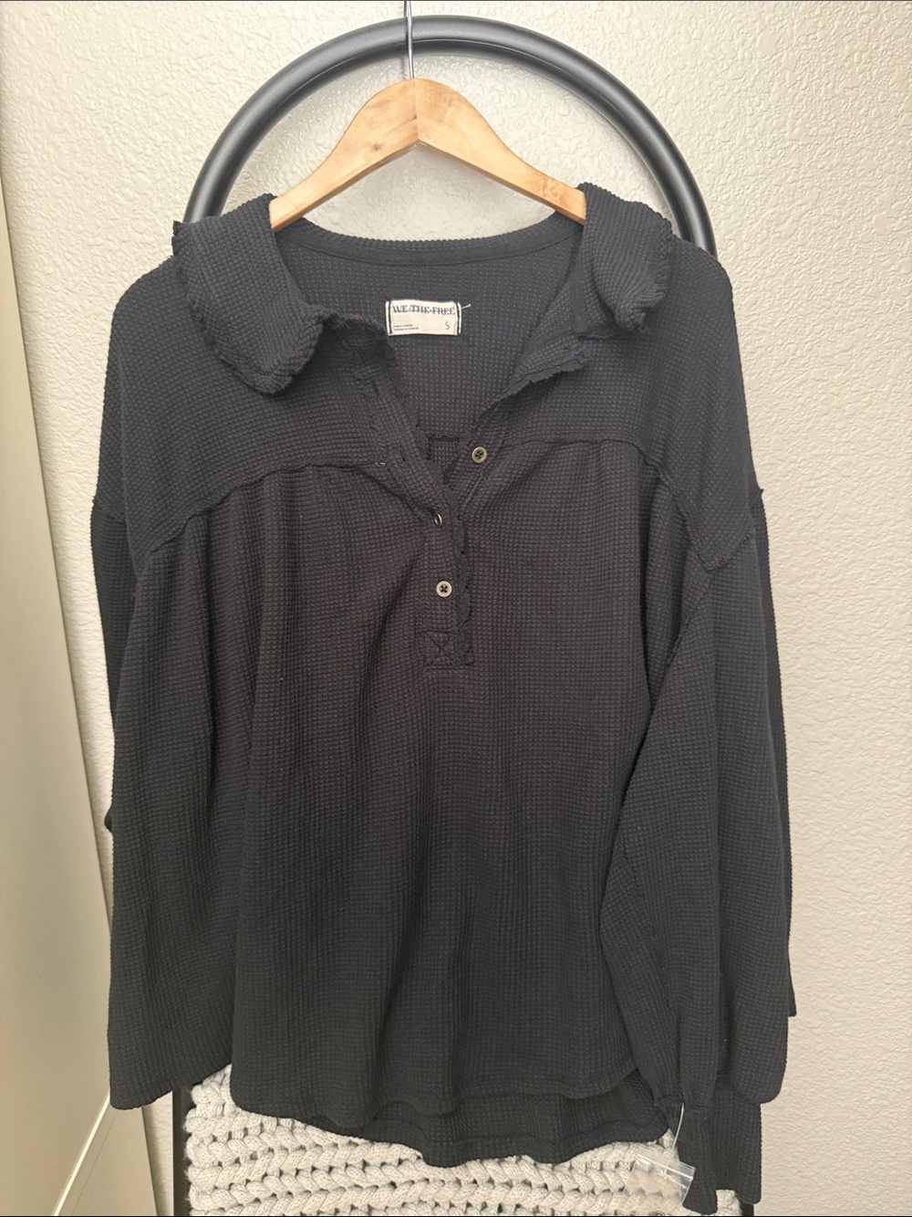 We the free queen of hearts, thermal top - Picture 5 of 12